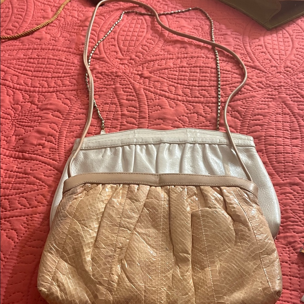 Two bags white and pink.  Great for any occasion easy open and close